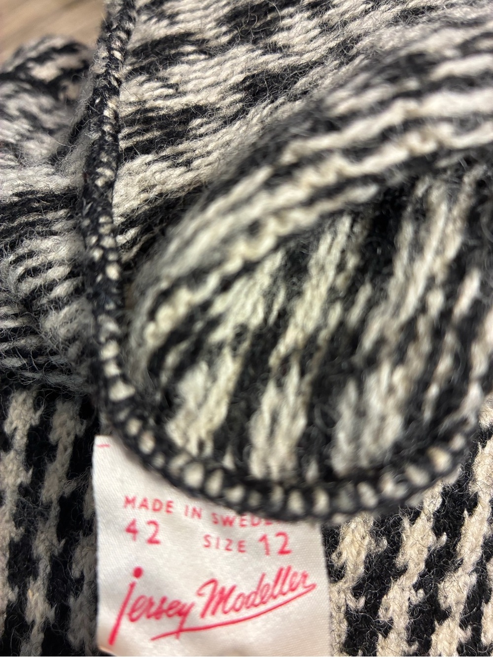 VTG Original Iceland Sweden 100% Scandinavian Lambs Wool Cardigan Sweater - Picture 16 of 16